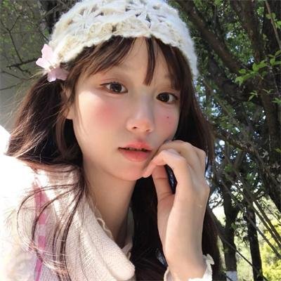 红楼梦第二部:黛玉葬花